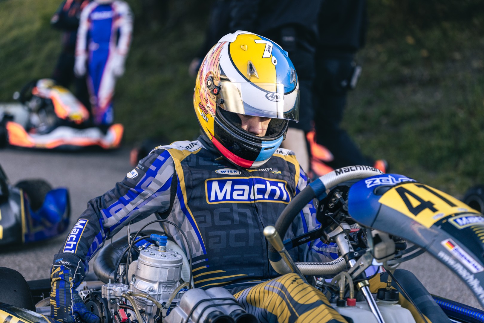 Mach1 UNIK Fahreranzug 2026 – FIA Level 2 | Voll personalisierbar Größe: 64