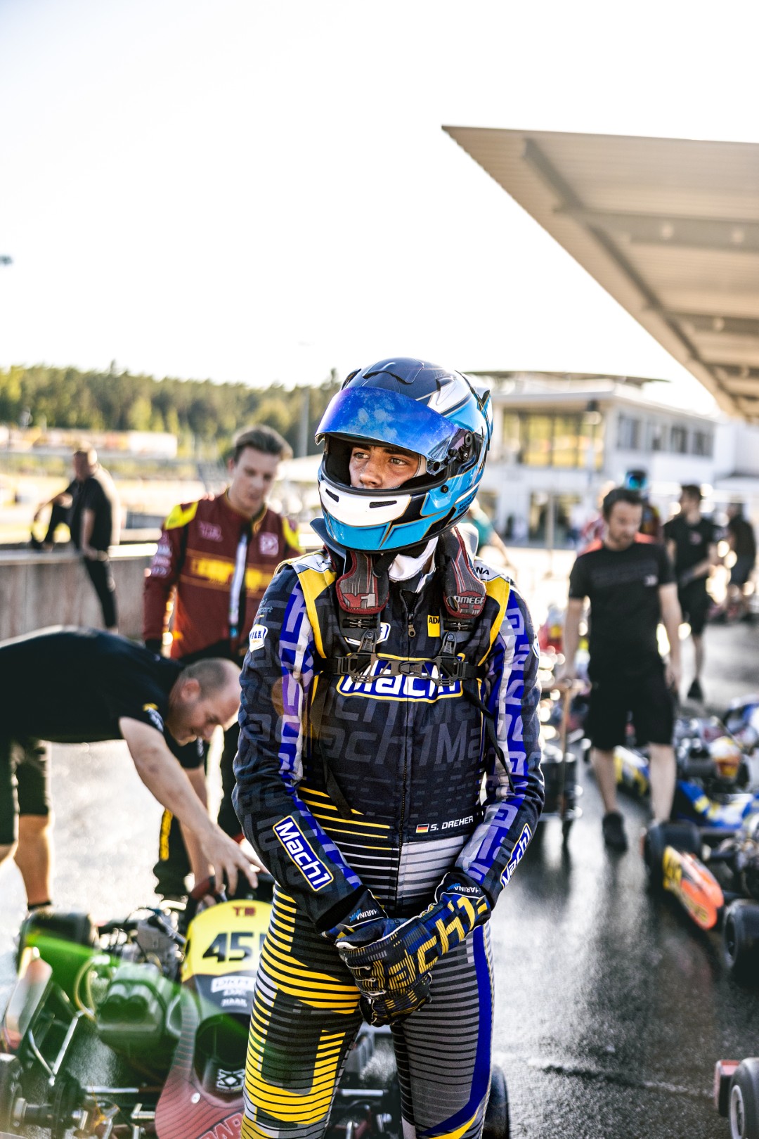 Mach1 UNIK Fahreranzug 2026 – FIA Level 2 | Voll personalisierbar Größe: 64